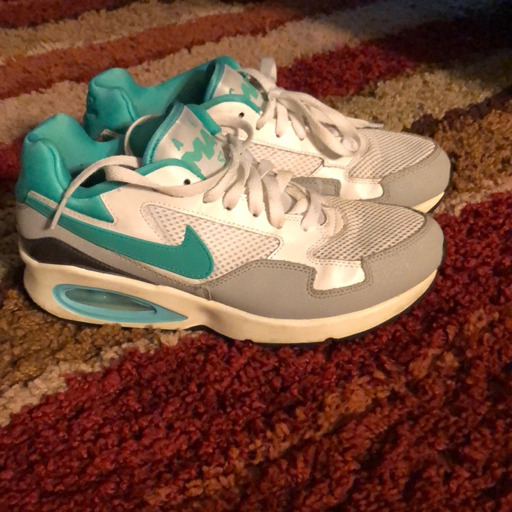 Air Max ST